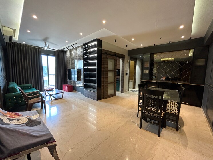  Parking, lodha-sterling 3 Bedroom 1300 Sq.Ft. Apartment In Sandoz Baug Thane 8064758