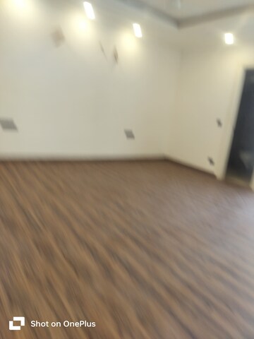 Room in 3 BHK Builder Floor at BP Homes, Sector 85 – for Sale