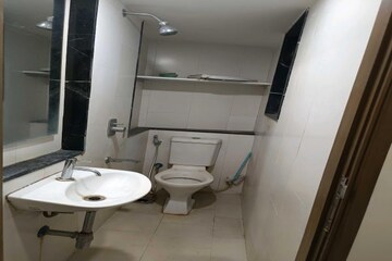 Bathroom in 3 BHK Apartment at Lodha Trump Tower, Worli – for Rent
