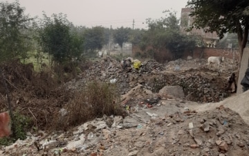 Plot For Sale in Sector 63a