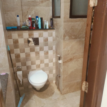 Attached Bathroom in 2.5 BHK Builder Floor at Ambala Highway – for Rent