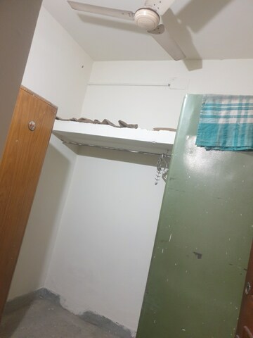 Furnished Amenities in 3 BHK Independent House at Sector 16 – for Rent