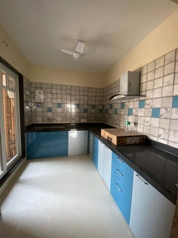 2 BHK Apartment For Sale in Paradise Sai World City Phase 2, New Panvel