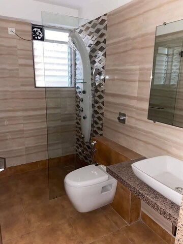 Bathroom in 2 BHK Apartment at Paradise Sai World City Phase 2, New Panvel – for Sale