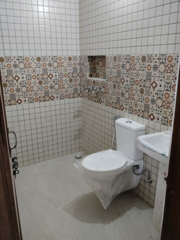 Bathroom in 2 BHK Independent House at Sector 16 – for Rent