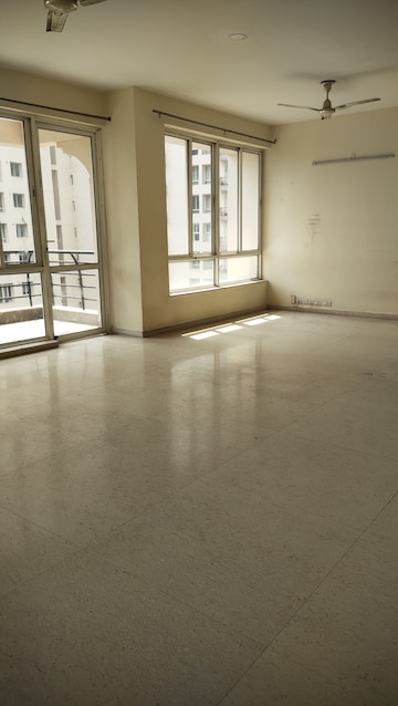 Staircase in 3 BHK Apartment at Unitech Escape, Sector 50 – for Sale