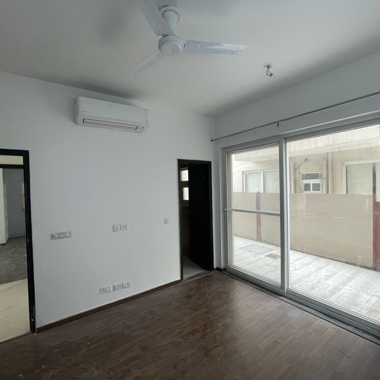 Room, bptp-amstoria 3 Bedroom 2229 Sq.Ft. Villa In Sector 102 Gurgaon 8064871