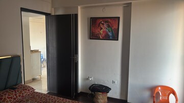 Living Room in 2.5 BHK Apartment at Microtek Greenburg, Sector 86 – for Rent