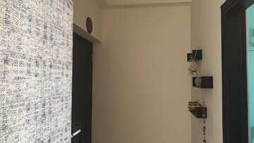 2.5 BHK Apartment For Rent in Microtek Greenburg, Sector 86