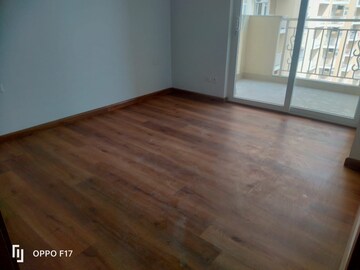Room in 2.5 BHK Builder Floor at Vatika Premium Floors, Sector 82 – for Rent