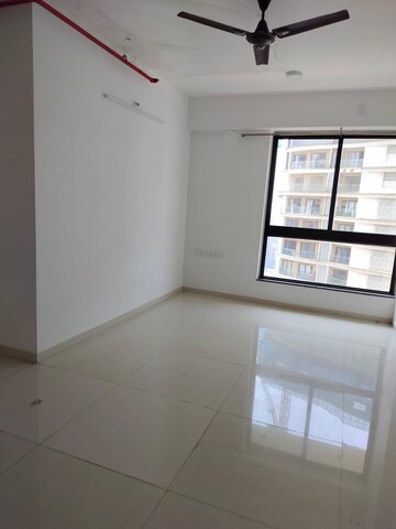 2 BHK Apartment For Rent in Sunteck Avenue 2 Goregaon West Mumbai  8064905