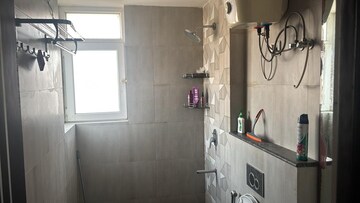 Bathroom in 2.5 BHK Apartment at Microtek Greenburg, Sector 86 – for Rent