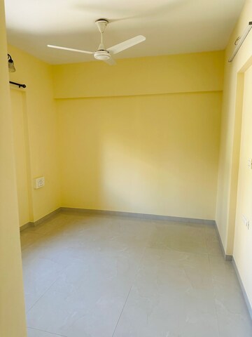 Room in 2 BHK Apartment at Shree Krishna Navageeta, Chembur – for Rent