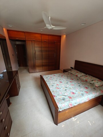 Bedroom in 3 BHK Apartment at Vastu Apartment Juhu, Juhu – for Rent