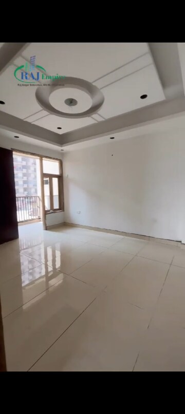 Room in 4 BHK Apartment at Javin Raj Empire, Raj Nagar Extension – for Sale
