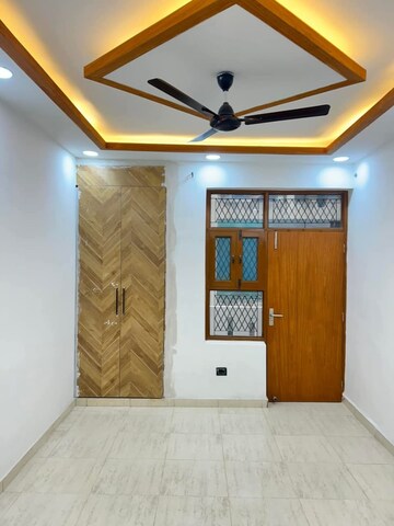Bedroom in 3 BHK Independent House at Sector 37 – for Sale