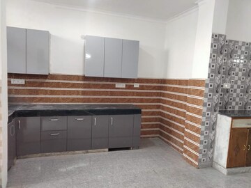 Kitchen in 2 BHK Builder Floor at Sector 43 – for Sale