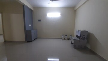 Room in 2 BHK Apartment at Pyramid Elite, Sector 86 – for Rent