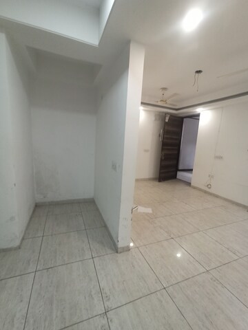 Kitchen in 3 BHK Apartment at Ajnara Ambrosia, Sector 118 – for Rent