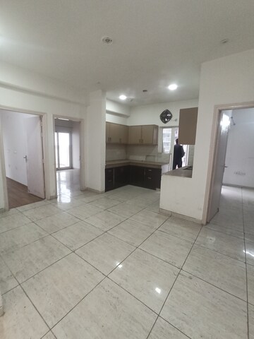 Bathroom in 3 BHK Apartment at Ajnara Ambrosia, Sector 118 – for Rent