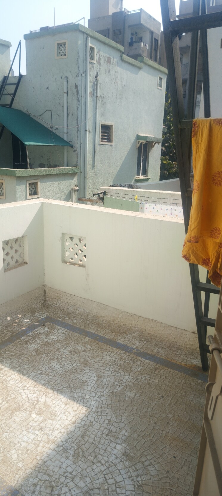 Kitchen, nava naroda 3 Bedroom 1350 Sq.Ft. Independent House In Nava Naroda Ahmedabad 8065112