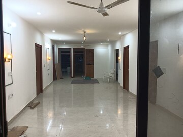 Living Room in 3 BHK Builder Floor at Sector 57 – for Rent