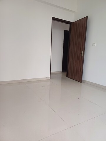 Room in 1 BHK Apartment at Bhairaav Goldcrest Residency, Ghansoli – for Rent
