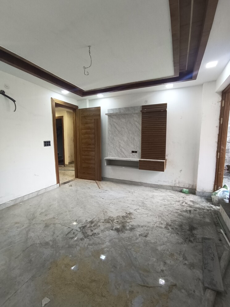 Room, srishti-greenfield-homes 3 Bedroom 1800 Sq.Ft. Builder Floor In Green Fields Colony Faridabad 8065094