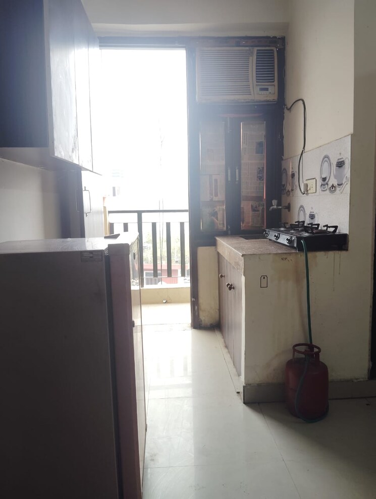 Kitchen, saket 1 RK 500 Sq.Ft. Builder Floor In Saket Delhi 8065154