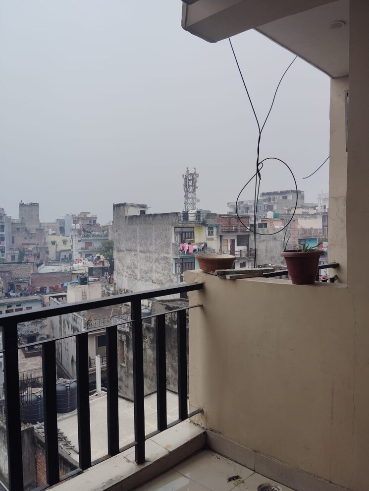 Kitchen, saket 1 RK 500 Sq.Ft. Builder Floor In Saket Delhi 8065154