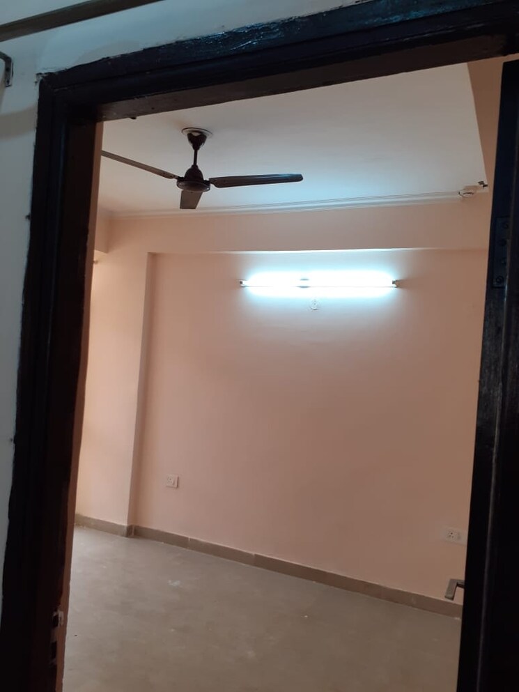 Room, supertech-ecociti 2 Bedroom 890 Sq.Ft. Apartment In Sector 137 Noida 8065180