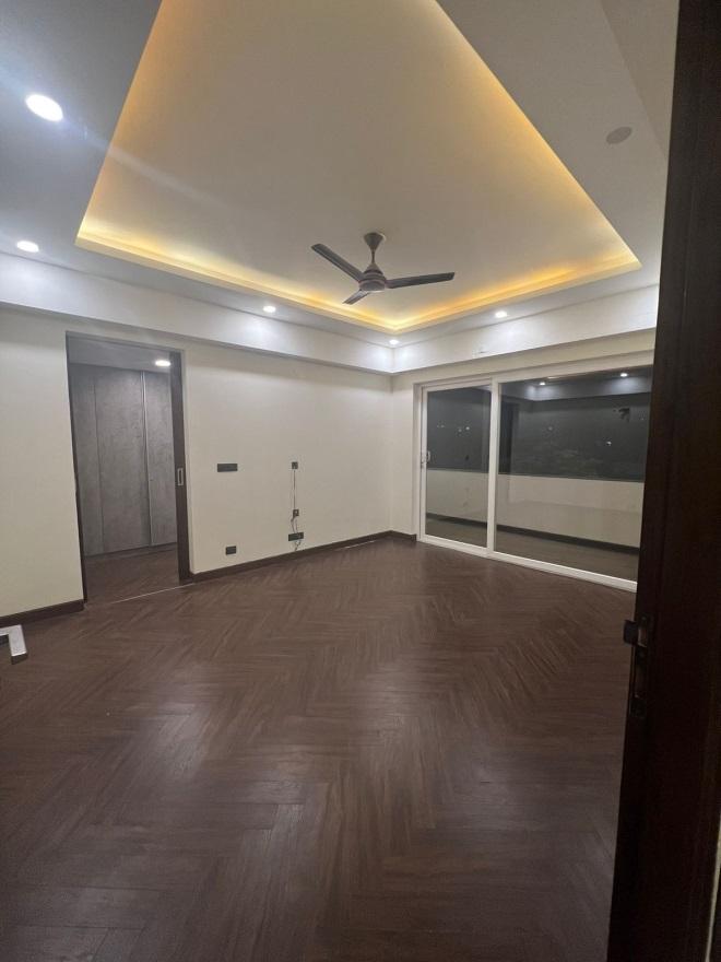 4 BHK + Servant Room Builder Floor For Sale in Ansal Sushant Lok I