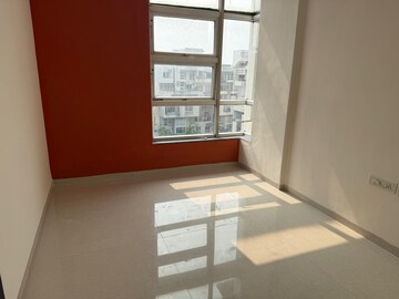 Room in 3 BHK Apartment at Rohan Mithila, Viman Nagar – for Rent