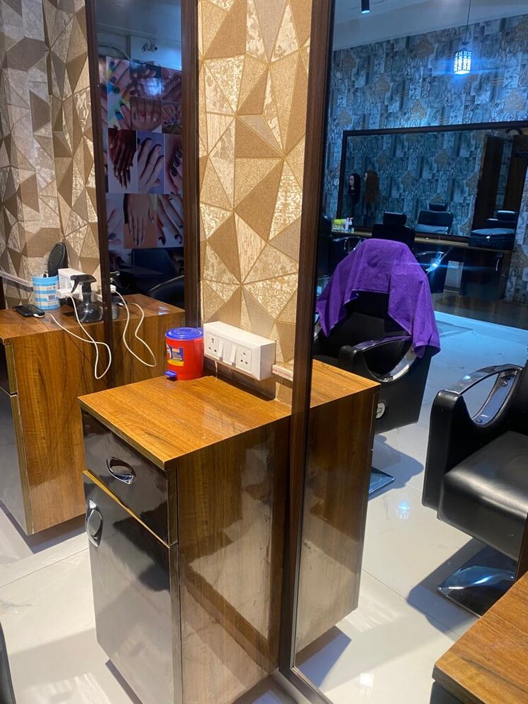 Team Area, gomti nagar Commercial Shop 850 Sq.Ft. In Gomti Nagar Lucknow 8065179