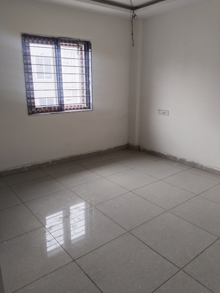 Room, guttala begumpet 3 Bedroom 1400 Sq.Ft. Apartment In Guttala Begumpet Hyderabad 8065204