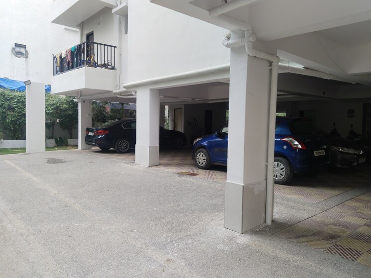  Parking, guttala begumpet 3 Bedroom 1400 Sq.Ft. Apartment In Guttala Begumpet Hyderabad 8065204