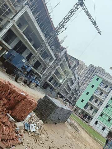 3.5 BHK Apartment – Exterior View View at Signature Global City 63A, Sector 63a - for Sale