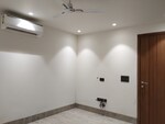 4 BHK + Servant Room 2000 Sq.Ft. Builder Floor in Ansal Sushant Lok I