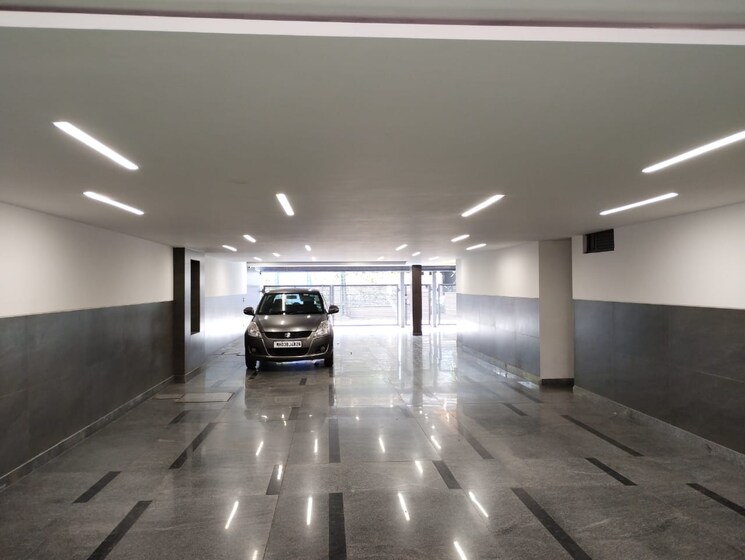  Parking, ansal-sushant-lok-i 4 Bedroom 2000 Sq.Ft. Builder Floor In Sector 43 Gurgaon 8065192