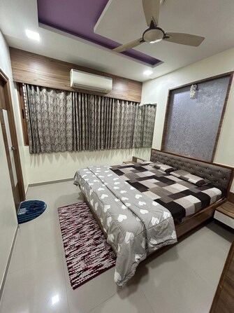 2 BHK Apartment For Resale in Thaltej Ahmedabad  8065229