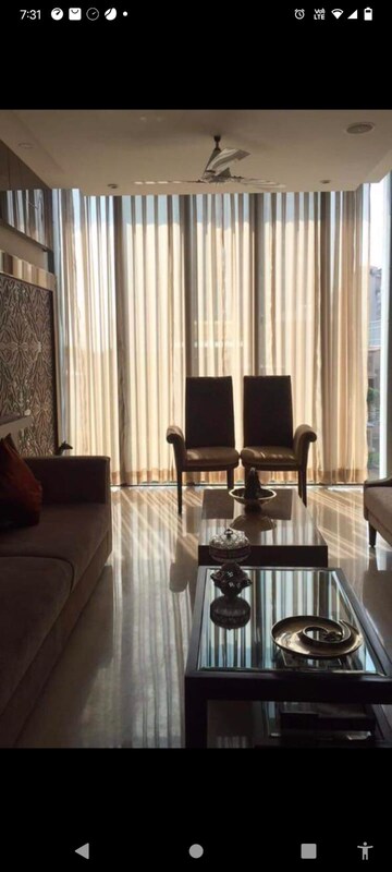 Team Area in 4 BHK Builder Floor at Sector 25 – for Sale