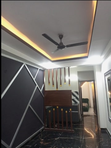 2 BHK Builder Floor at Sector 73 – for Sale