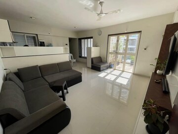 Master Bedroom in 2 BHK Apartment at Arihant Suda Suman, Hadapsar – for Rent