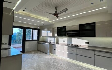 Plot For Sale in Hauz Khas Enclave