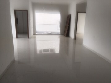 Room in 3 BHK Apartment at Madhapur – for Sale