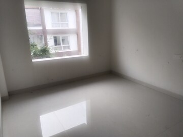 Room in 3 BHK Apartment at Madhapur – for Sale