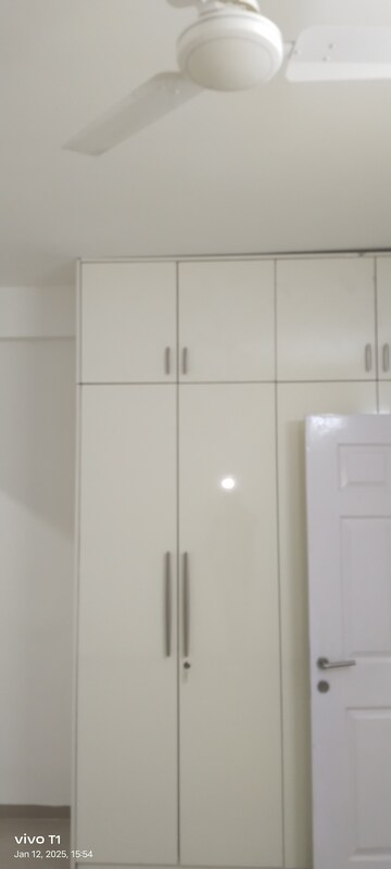 Furnished Amenities in 3 BHK Apartment at Emaar MGF Emerald Hills, Sector 65 – for Rent
