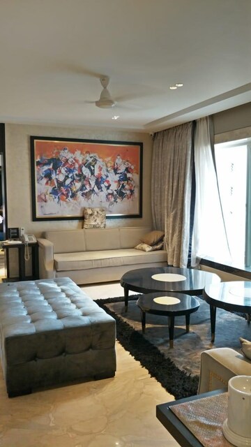 Living Room in 5 BHK Apartment at Ahuja Towers, Prabhadevi – for Rent