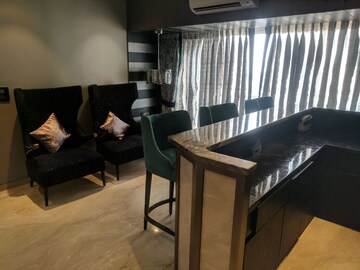 Team Area in 5 BHK Apartment at Ahuja Towers, Prabhadevi – for Rent