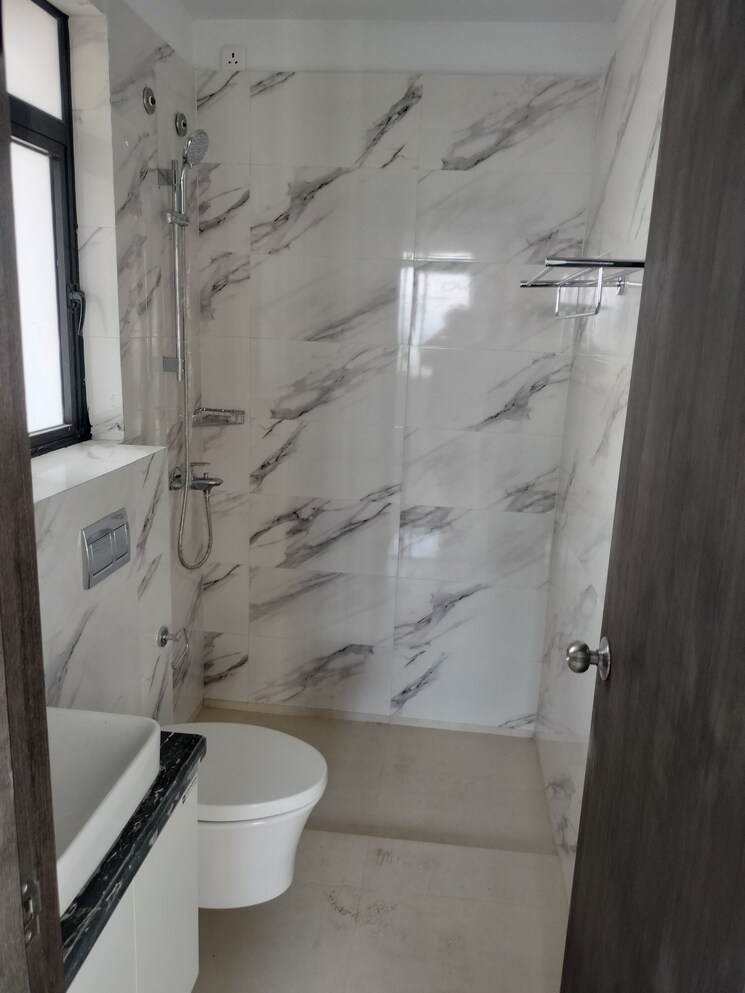 Bathroom, runwal-eirene 1 Bedroom 422 Sq.Ft. Apartment In Balkum Pada Thane 8065272